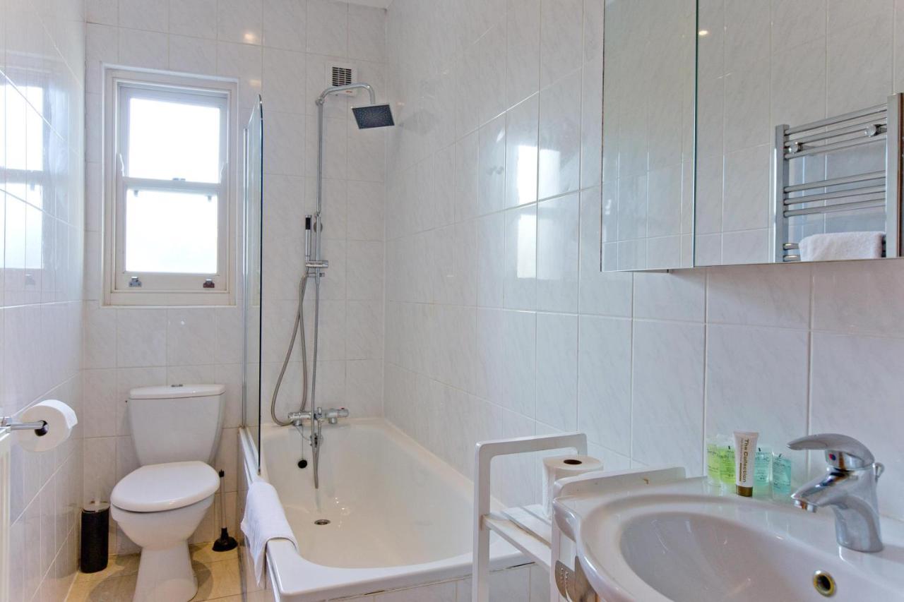 Calabria 3 - Spacious apartment Londres Exterior foto