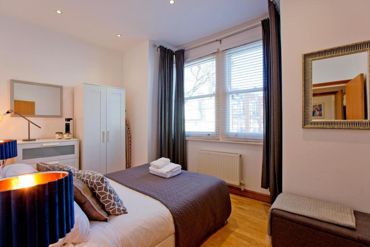Calabria 3 - Spacious apartment Londres Exterior foto